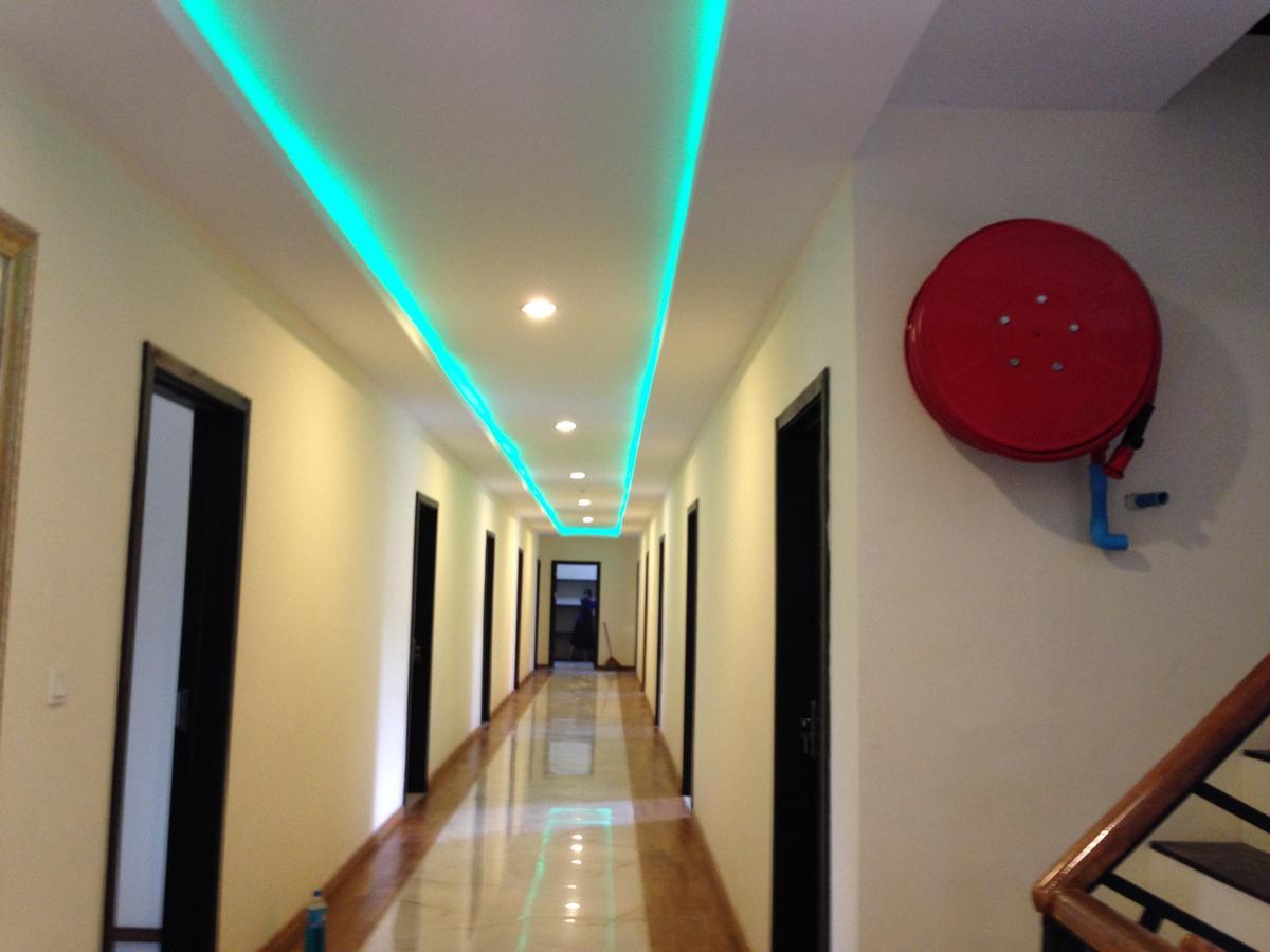 Hotel 9 Mile Yangon Extérieur photo